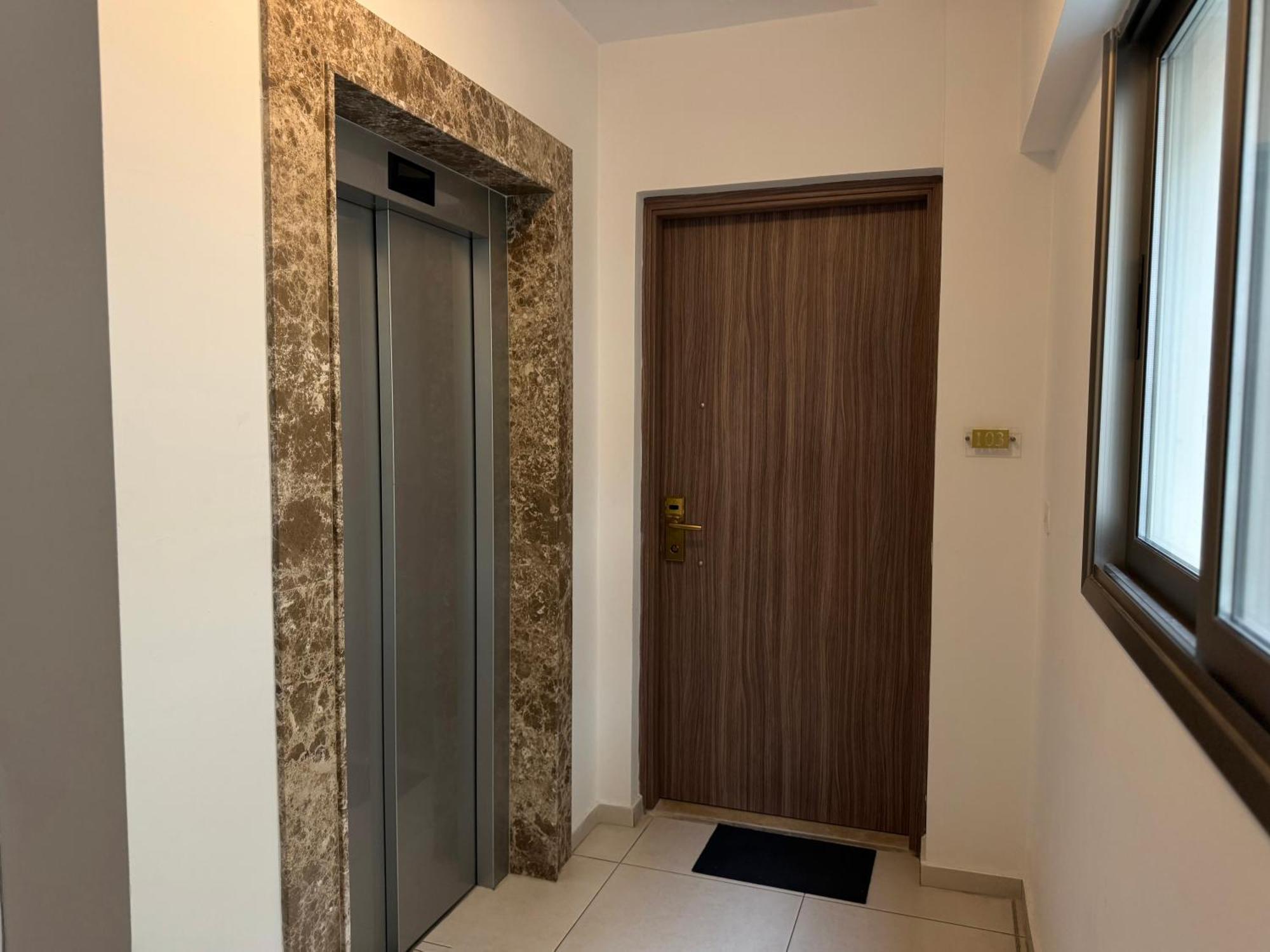 Halcyon Central Apartment Larnaca Exterior photo