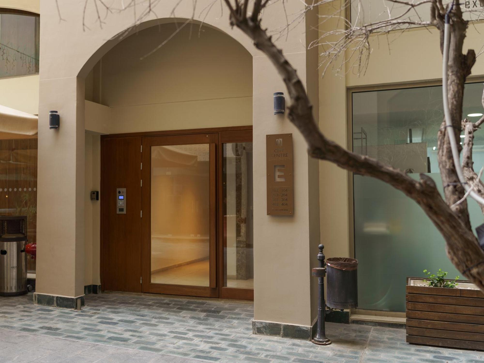 Halcyon Central Apartment Larnaca Exterior photo